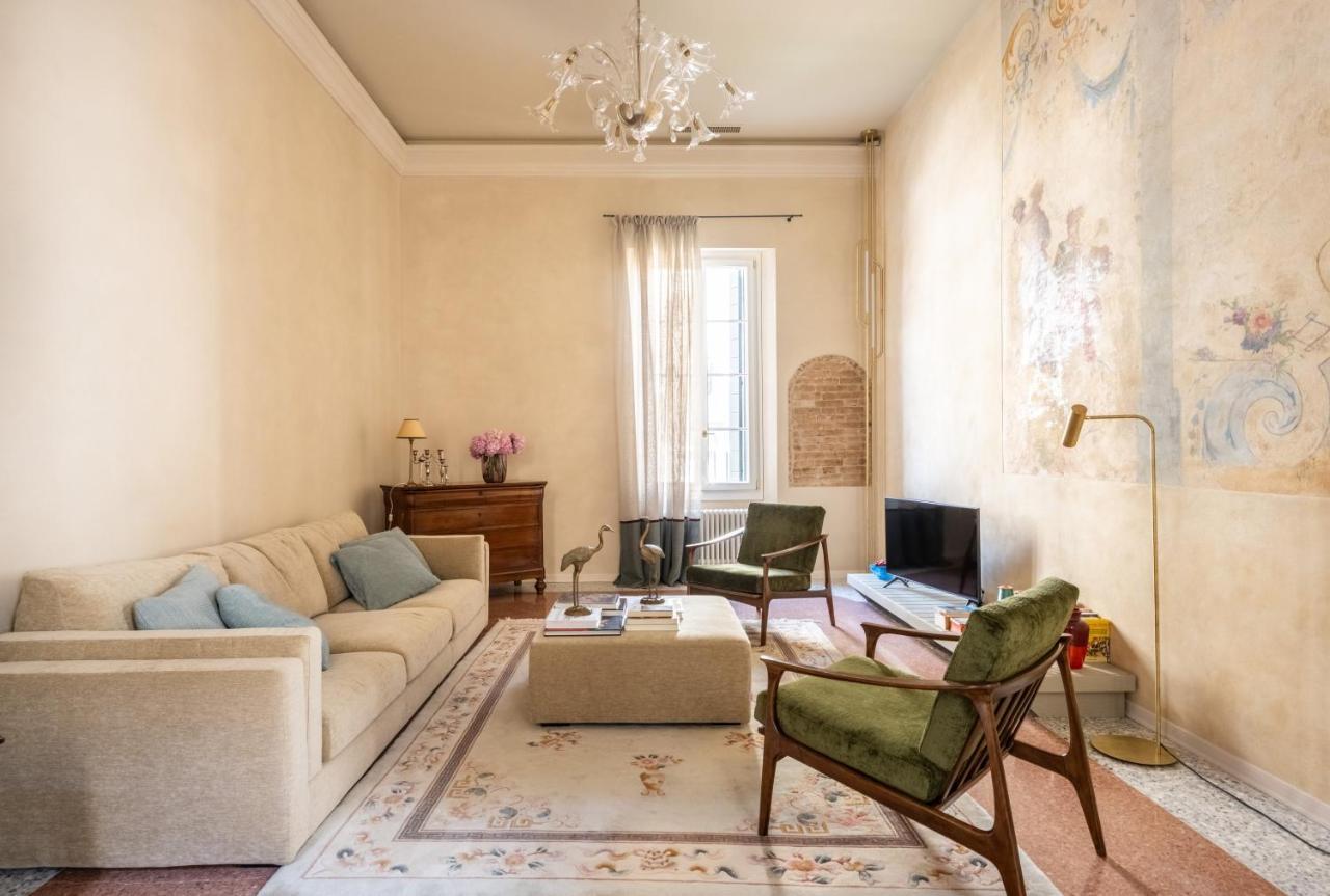 ヴェネツィアPalazzo Borgolocoアパートメント エクステリア 写真